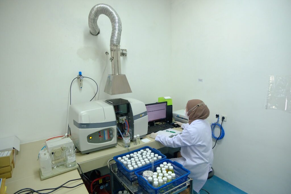 Pengujian sampel kosmetik di laboratorium VICMALAB